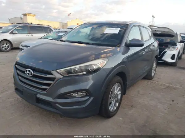 KM8J33A46GU235712 2016 HYUNDAI TUCSON - Image 2