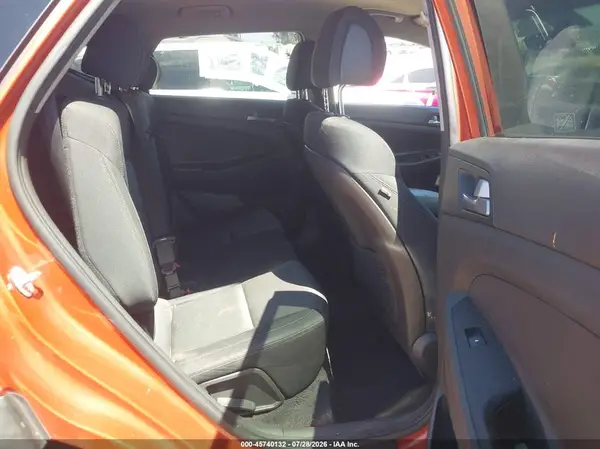 KM8J33A46GU239341 2016 HYUNDAI TUCSON - Image 8