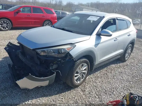 KM8J33A46GU251019 2016 HYUNDAI TUCSON - Image 2