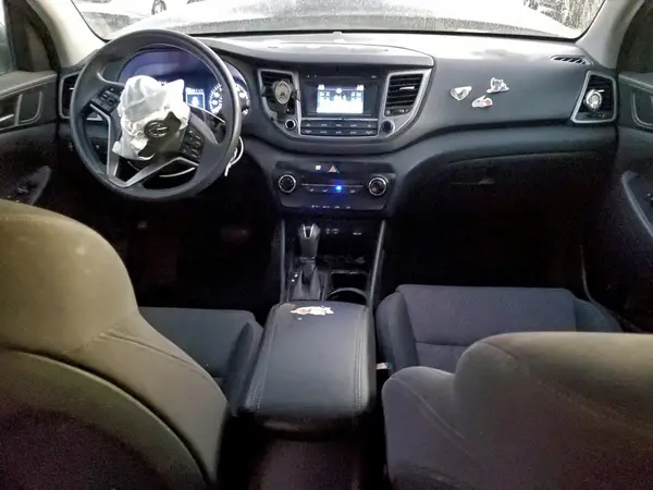 KM8J33A46HU275368 2017 HYUNDAI TUCSON - Image 8