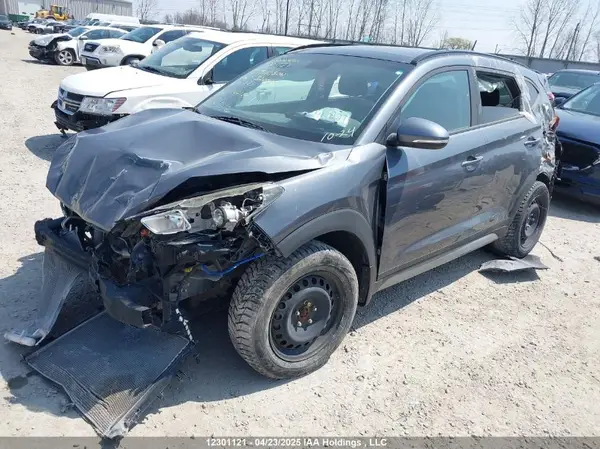 KM8J33A46HU320048 2017 HYUNDAI TUCSON - Image 2