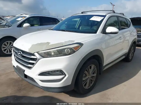 KM8J33A46HU365149 2017 HYUNDAI TUCSON - Image 2