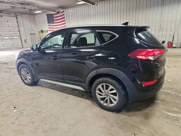 KM8J33A46HU369444 2017 HYUNDAI TUCSON - Image 2