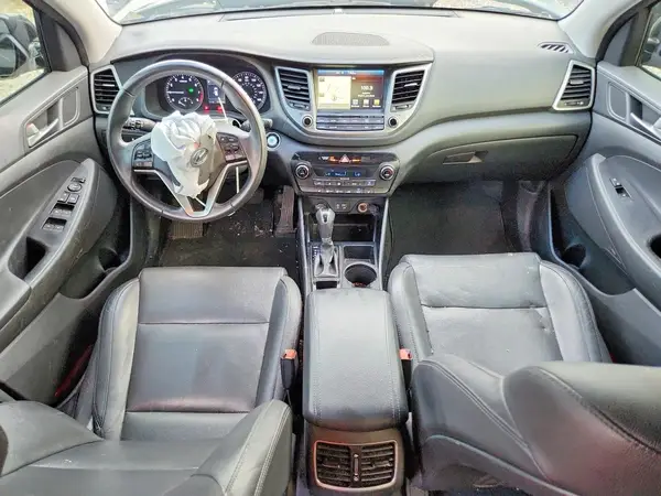 KM8J33A46HU381299 2017 HYUNDAI TUCSON - Image 8
