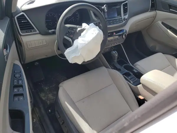 KM8J33A46HU392450 2017 HYUNDAI TUCSON - Image 8