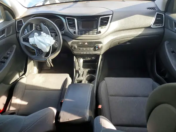 KM8J33A46HU393792 2017 HYUNDAI TUCSON - Image 8