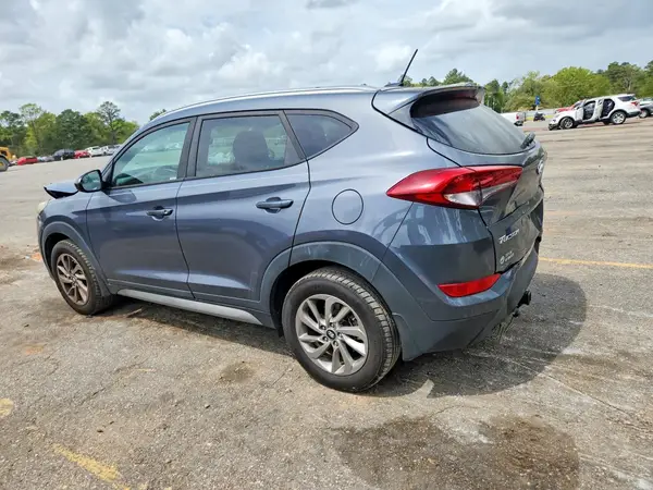 KM8J33A46HU394117 2017 HYUNDAI TUCSON - Image 2