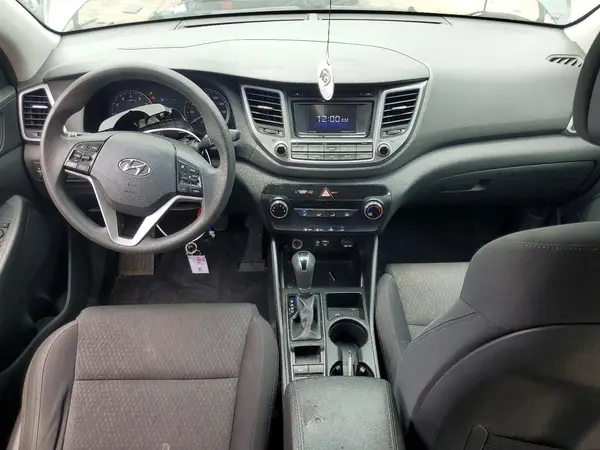 KM8J33A46HU416312 2017 HYUNDAI TUCSON - Image 8