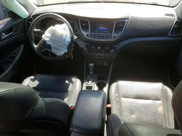 KM8J33A46HU428279 2017 HYUNDAI TUCSON - Image 8