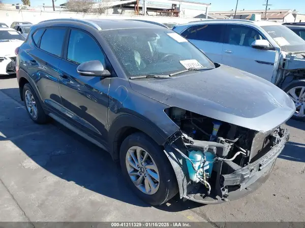 KM8J33A46HU432042 2017 HYUNDAI TUCSON - Image 1