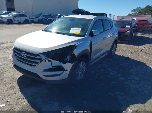 KM8J33A46HU436799 2017 HYUNDAI TUCSON - Image 2