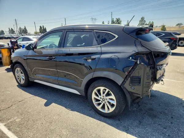 KM8J33A46HU437905 2017 HYUNDAI TUCSON - Image 2
