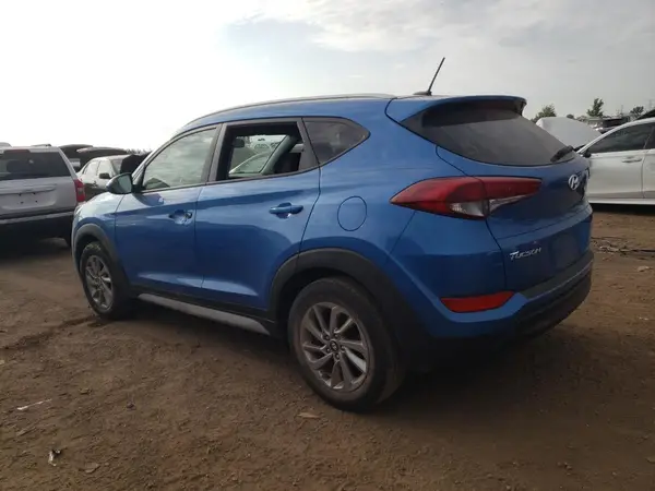 KM8J33A46HU439377 2017 HYUNDAI TUCSON - Image 2
