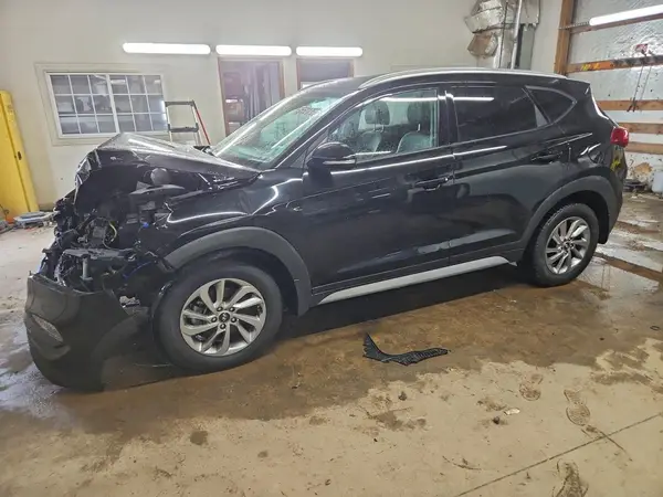 KM8J33A46HU443722 2017 HYUNDAI TUCSON - Image 1