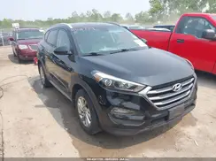 KM8J33A46HU450394 2017 HYUNDAI TUCSON