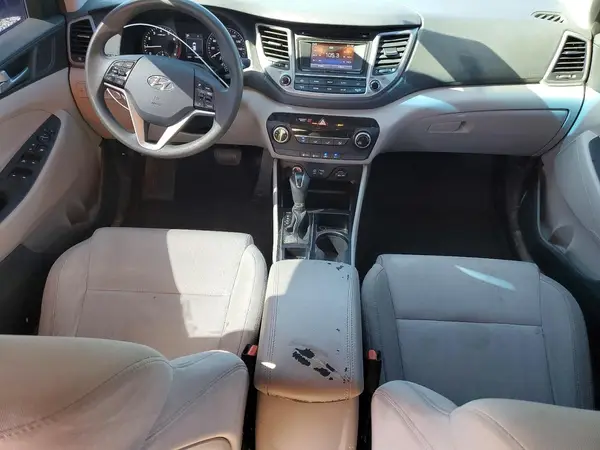 KM8J33A46HU453358 2017 HYUNDAI TUCSON - Image 8