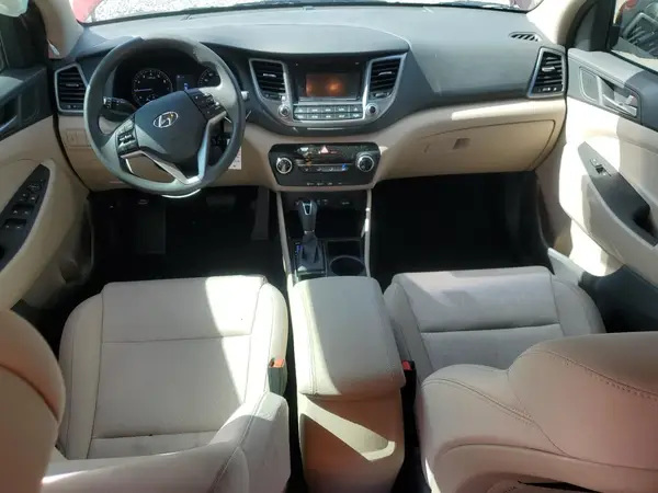 KM8J33A46HU477210 2017 HYUNDAI TUCSON - Image 8