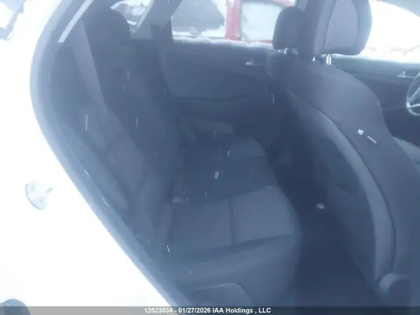 KM8J33A46HU478390 2017 HYUNDAI TUCSON - Image 8