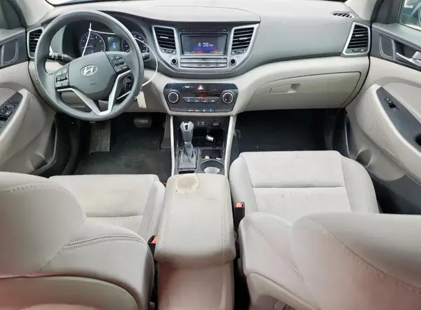KM8J33A46HU483394 2017 HYUNDAI TUCSON - Image 8