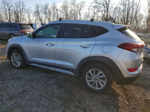 KM8J33A46HU484495 2017 HYUNDAI TUCSON - Image 2