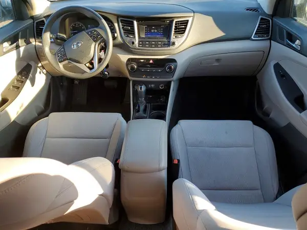 KM8J33A46HU484495 2017 HYUNDAI TUCSON - Image 8