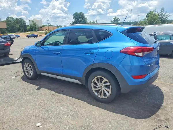 KM8J33A46HU487929 2017 HYUNDAI TUCSON - Image 2
