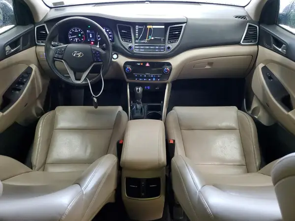 KM8J33A46HU520413 2017 HYUNDAI TUCSON - Image 8