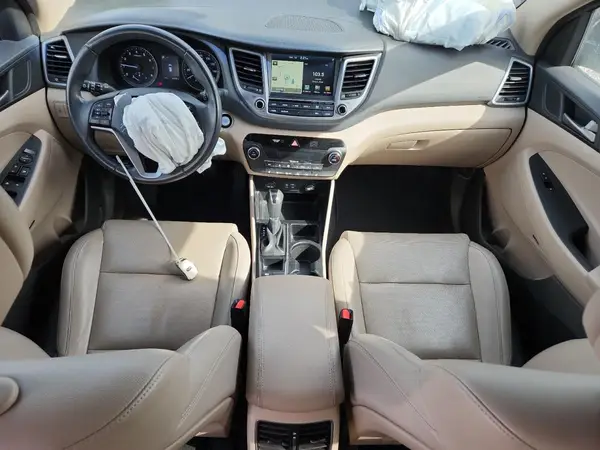 KM8J33A46HU541357 2017 HYUNDAI TUCSON - Image 8