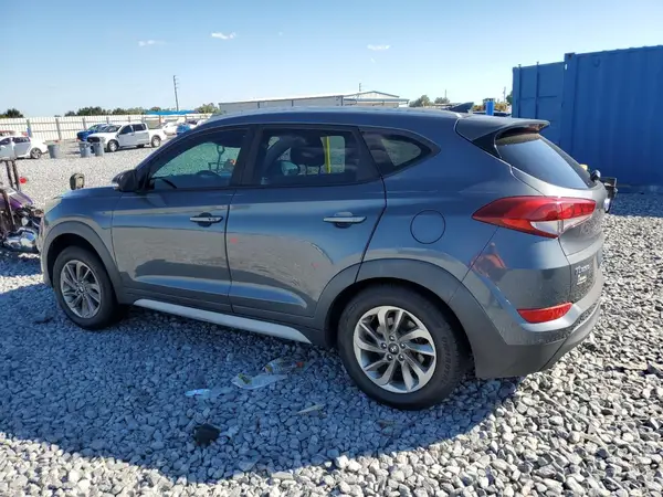 KM8J33A46HU541889 2017 HYUNDAI TUCSON - Image 2