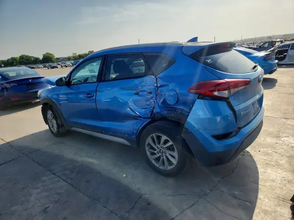 KM8J33A46JU610196 2018 HYUNDAI TUCSON - Image 2