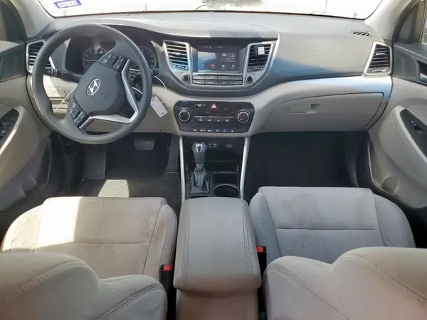 KM8J33A46JU639875 2018 HYUNDAI TUCSON - Image 8