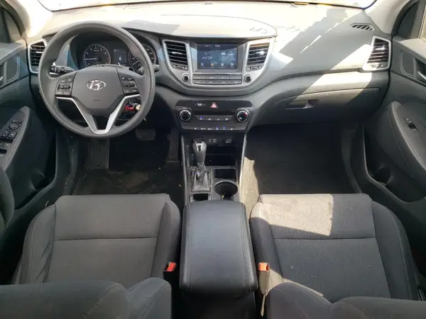 KM8J33A46JU648608 2018 HYUNDAI TUCSON - Image 8