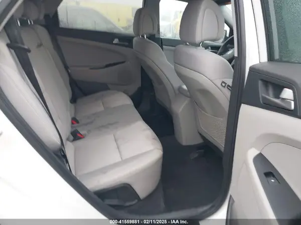 KM8J33A46JU669524 2018 HYUNDAI TUCSON - Image 8