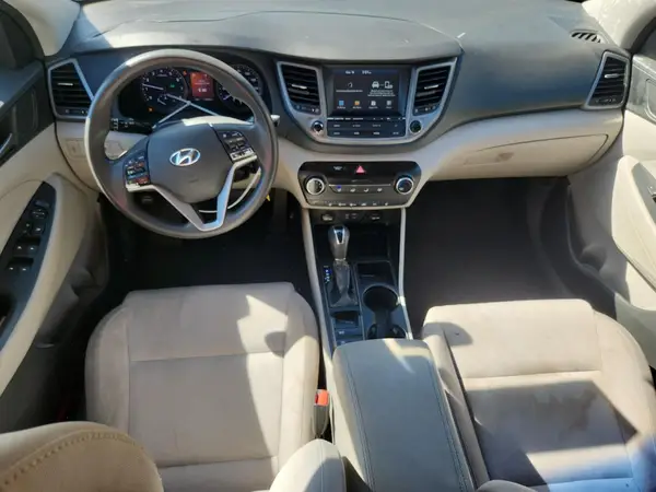 KM8J33A46JU672696 2018 HYUNDAI TUCSON - Image 8