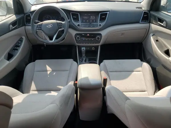 KM8J33A46JU677056 2018 HYUNDAI TUCSON - Image 8