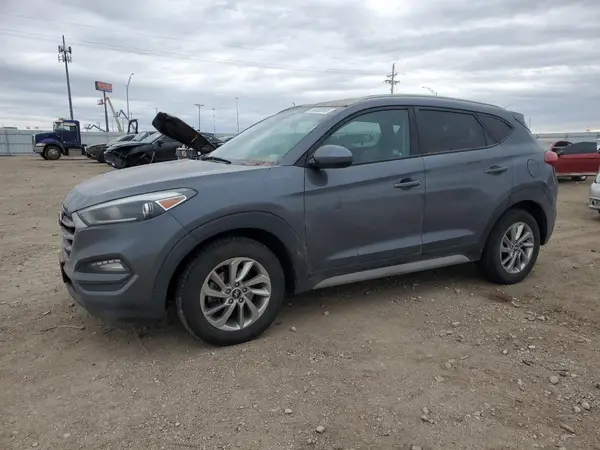 KM8J33A46JU682953 2018 HYUNDAI TUCSON - Image 1