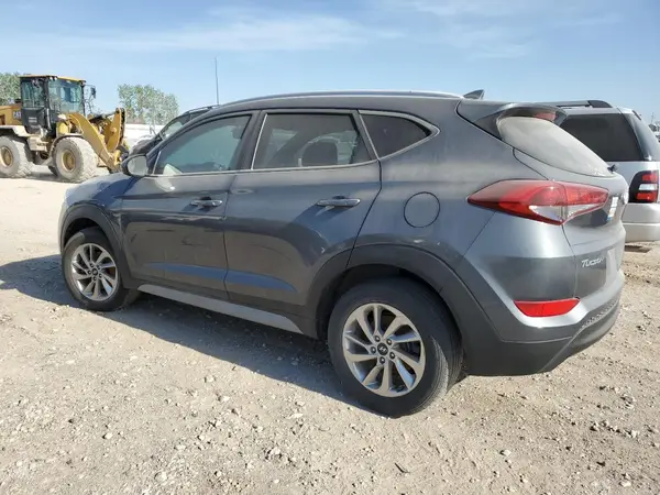 KM8J33A46JU682953 2018 HYUNDAI TUCSON - Image 2