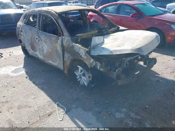 KM8J33A46JU685139 2018 HYUNDAI TUCSON - Image 1
