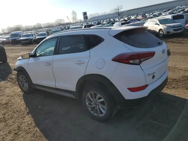KM8J33A46JU689403 2018 HYUNDAI TUCSON - Image 2