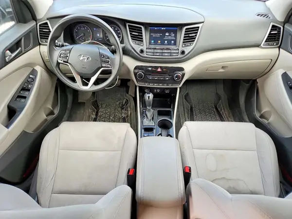 KM8J33A46JU691331 2018 HYUNDAI TUCSON - Image 8
