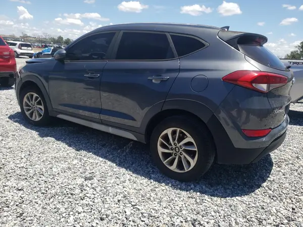 KM8J33A46JU692169 2018 HYUNDAI TUCSON - Image 2
