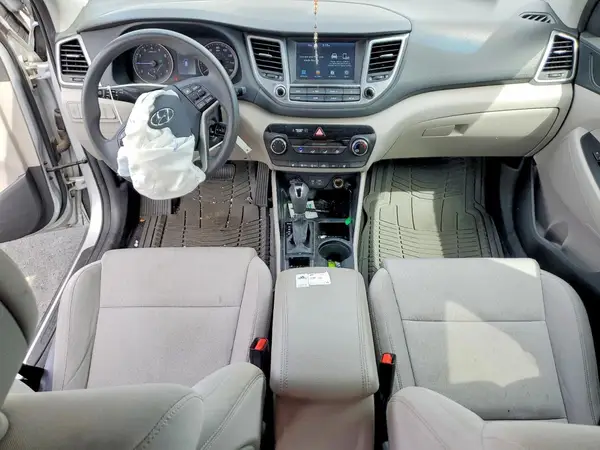 KM8J33A46JU697131 2018 HYUNDAI TUCSON - Image 8