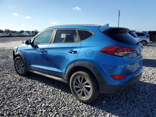 KM8J33A46JU698845 2018 HYUNDAI TUCSON - Image 2
