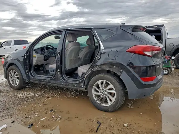 KM8J33A46JU706300 2018 HYUNDAI TUCSON - Image 2