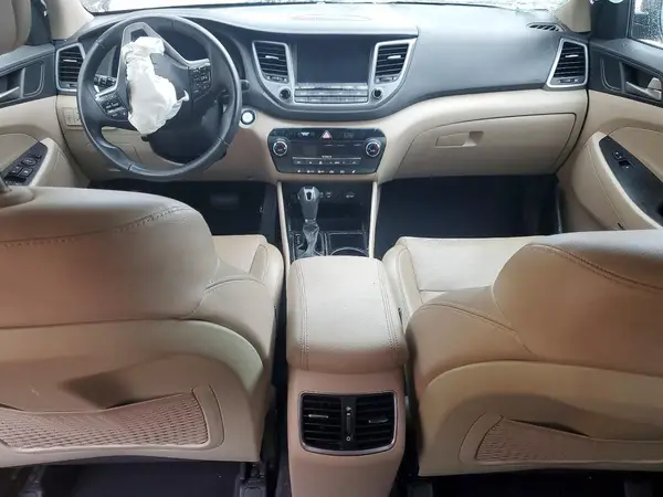 KM8J33A46JU709178 2018 HYUNDAI TUCSON - Image 8