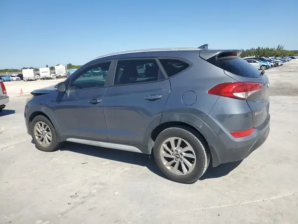 KM8J33A46JU714333 2018 HYUNDAI TUCSON - Image 2