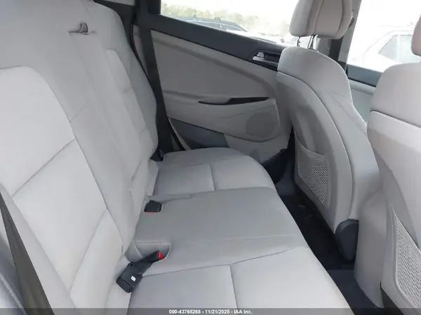 KM8J33A46JU717037 2018 HYUNDAI TUCSON - Image 8