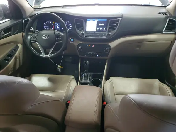 KM8J33A46JU718818 2018 HYUNDAI TUCSON - Image 8