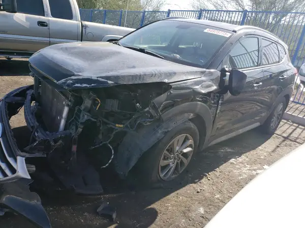 KM8J33A46JU721265 2018 HYUNDAI TUCSON - Image 1