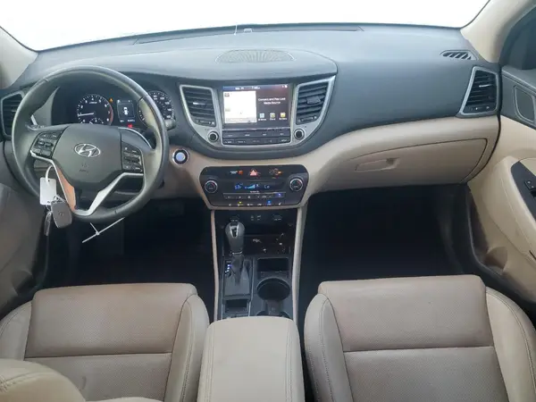 KM8J33A46JU737689 2018 HYUNDAI TUCSON - Image 8